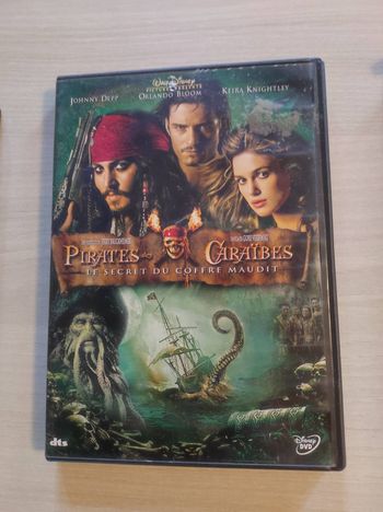 DVD Pirates des Caraïbes le secret du coffre maudit