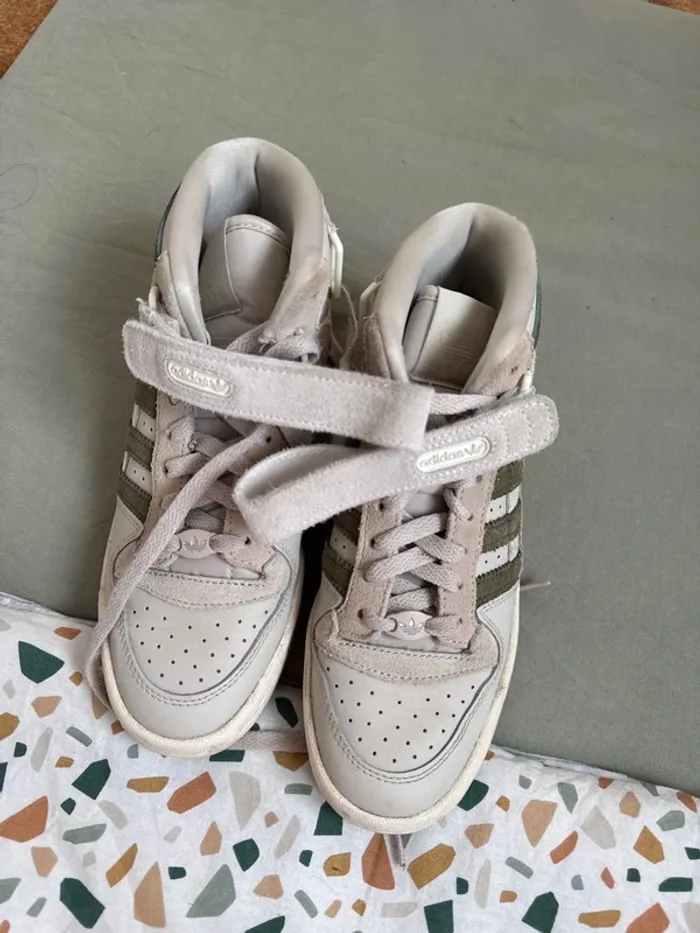 Basket Adidas - photo numéro 2