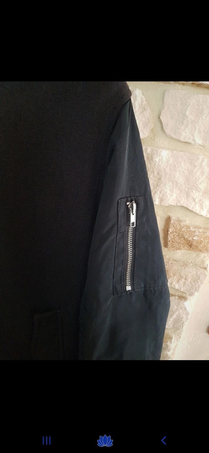 Blouson garçon taille 12 ans - photo numéro 4