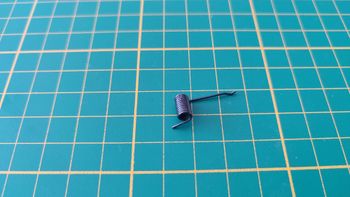 Ressort ouverture capot pièce détachée console de jeux Sony Playstation 2 Ps2 slim SCPH-75004 #E17