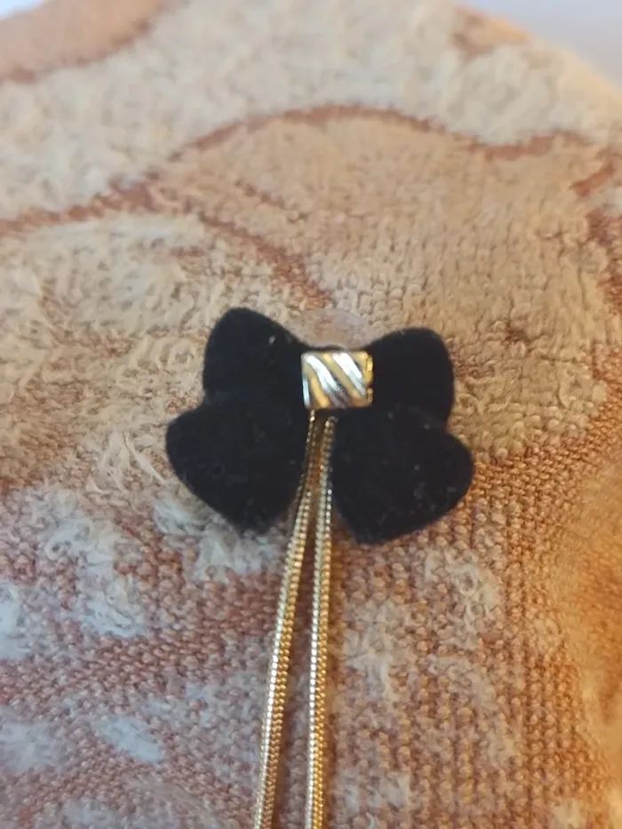 Boucles d'oreilles noeud de papillon - photo numéro 2