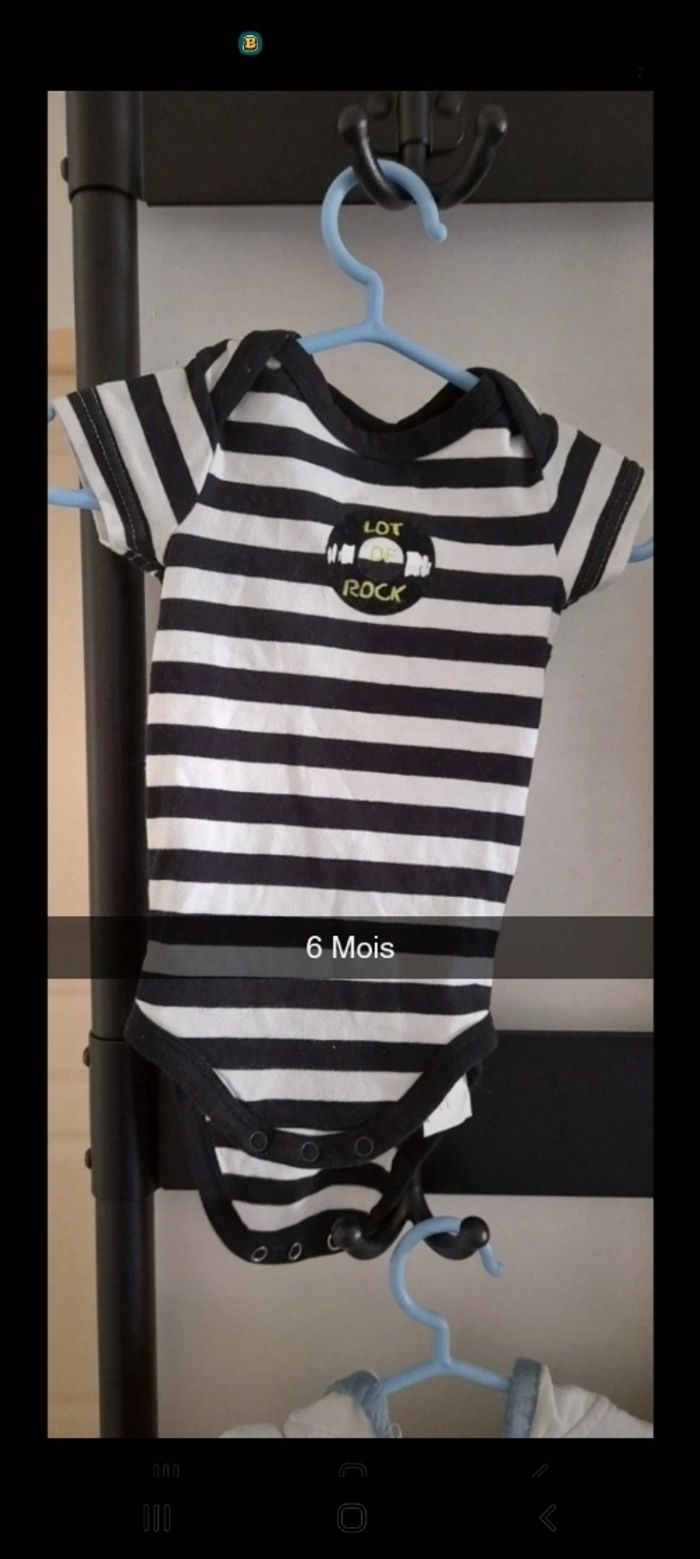 Bodies taille 6M