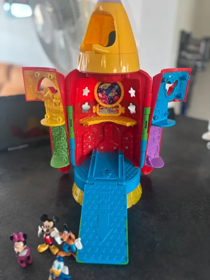 Fusée Mickey et ses personnages - photo numéro 5