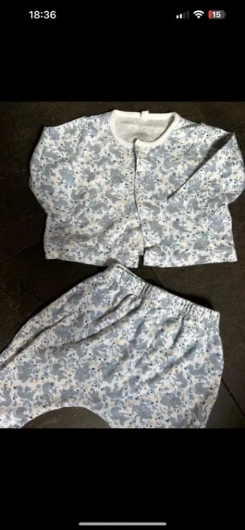 Ensemble petit bateau