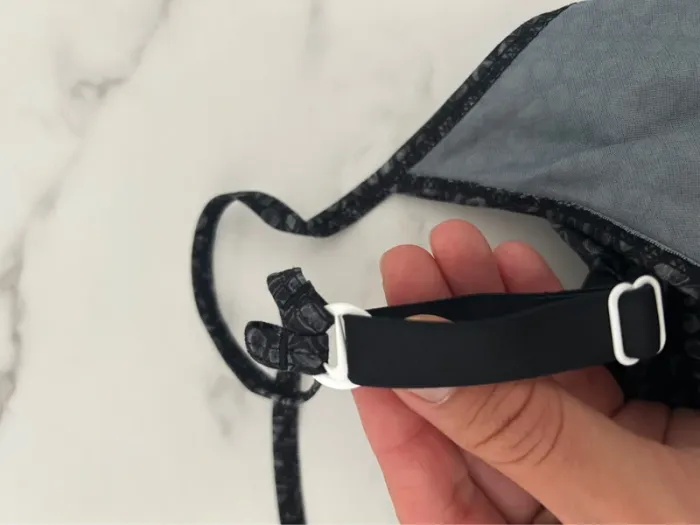 Haut Nike taille L couleur peau de serpent - photo numéro 7