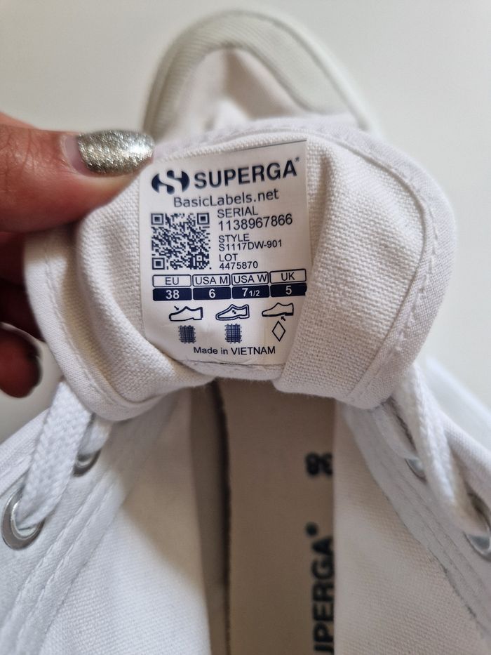 Baskets Blanches SUPERGA - photo numéro 4