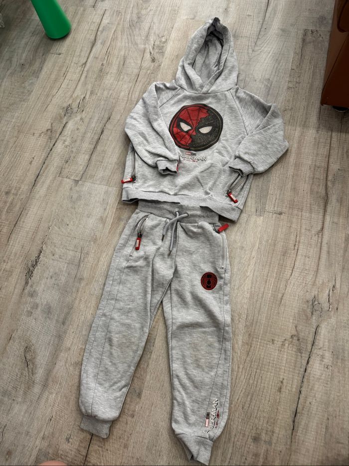 Ensemble Spiderman 4-5 ans