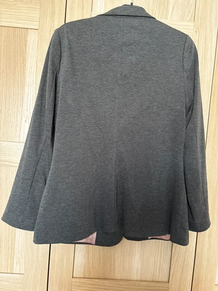Blazer gris Primark t.42 - photo numéro 5