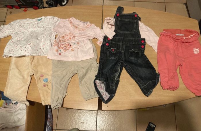 Lot de +45 vêtements taille 12 mois - photo numéro 7