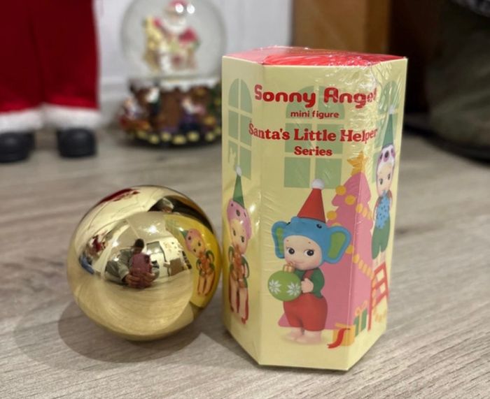 Sonny Angel Little helper