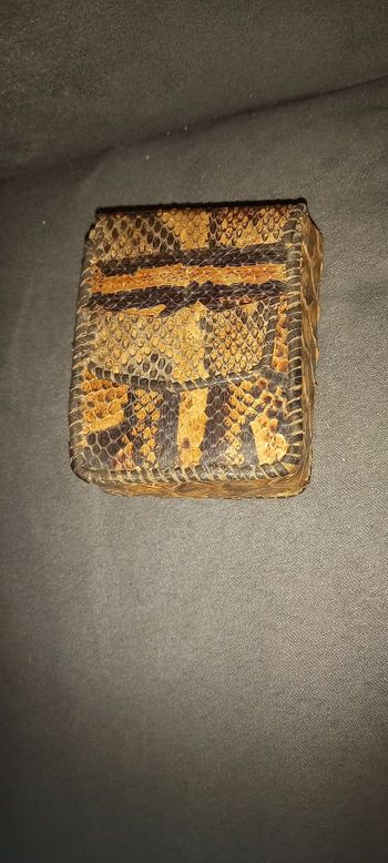 Boîte peau de serpent