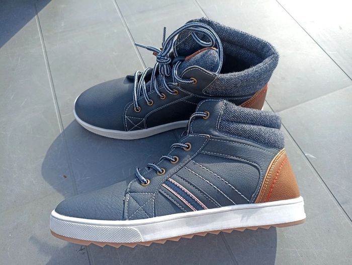 Basket haute taille 39