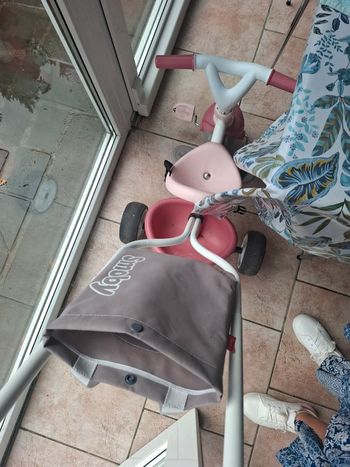 Vélo pédale enfant 3 en 1 à pousser ou non rose