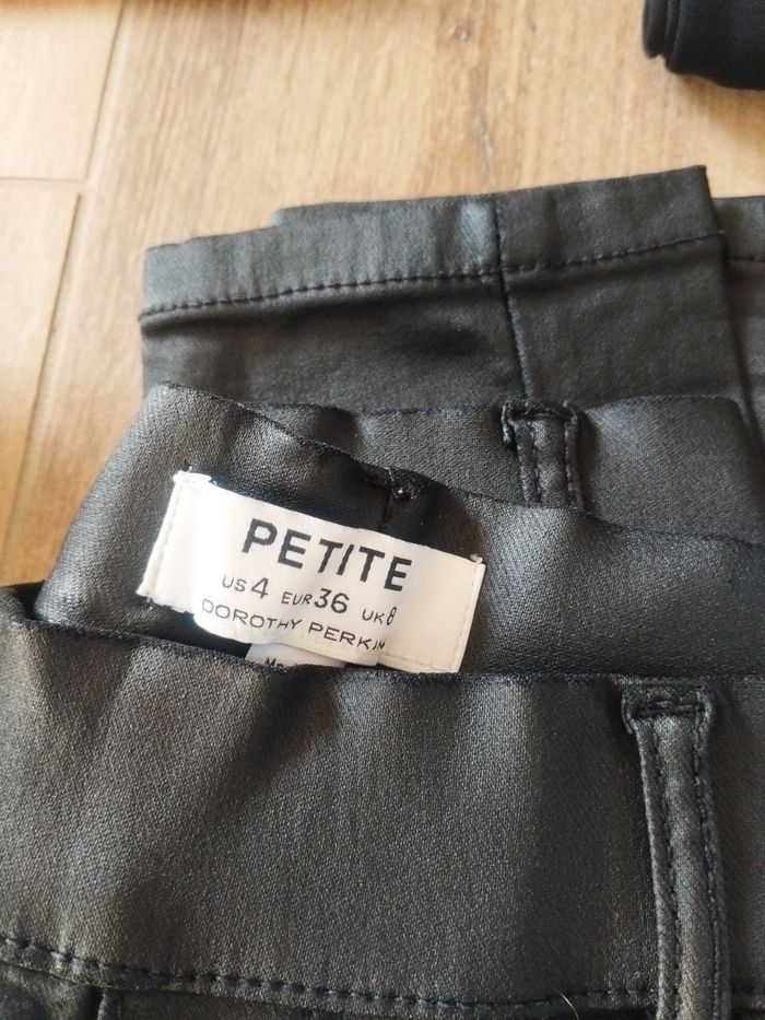Lot de 9 pantalons et jeans (Taille 36/S) - Divers styles - photo numéro 3