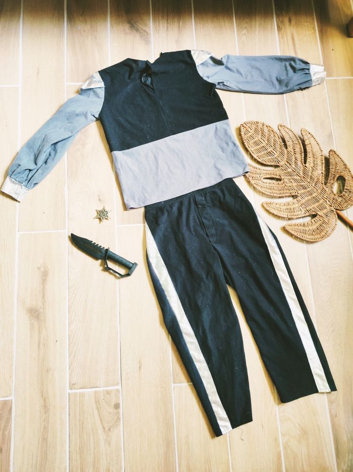 🚨 Déguisement /costume de policier avec haut et pantalon et accessoires pour enfant - photo numéro 2