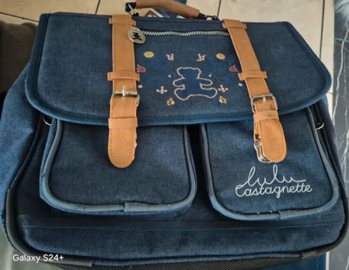 Cartable - photo numéro 2