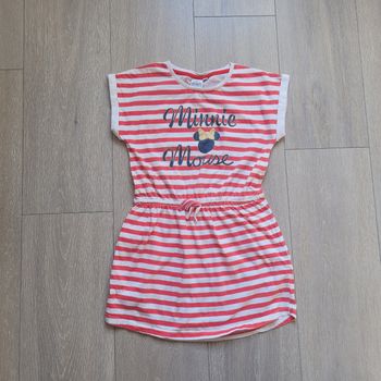 Robe rouge, blanc et doré  Minnie. Fille 8 ans. Marque Disney