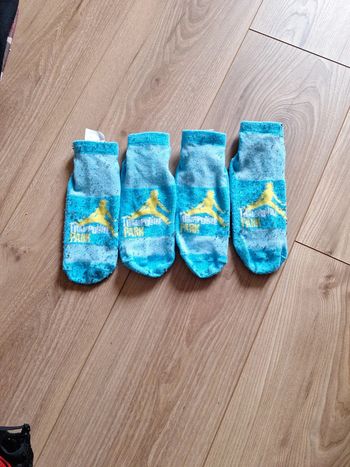 2 paires de chaussettes antidérapantes