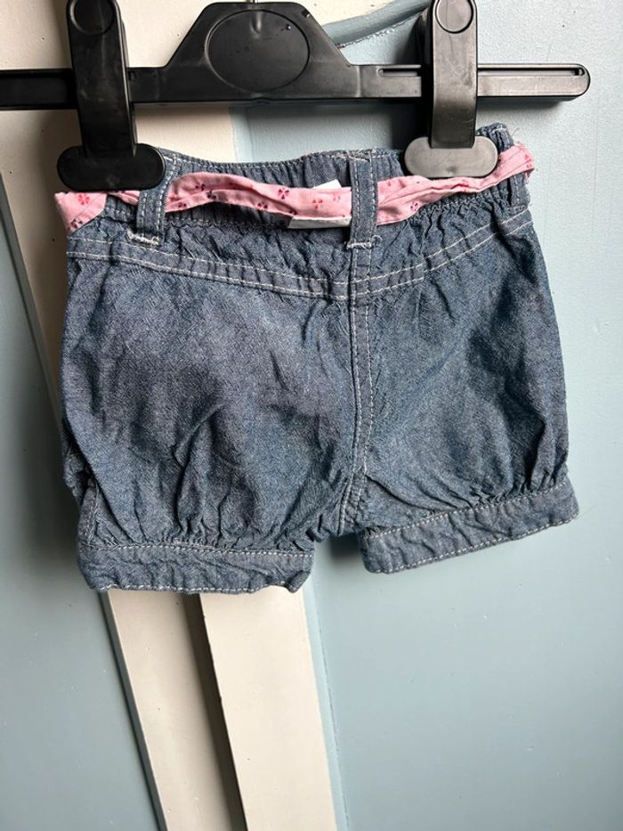 Short en jean , kimbaloo, 1 mois - photo numéro 5