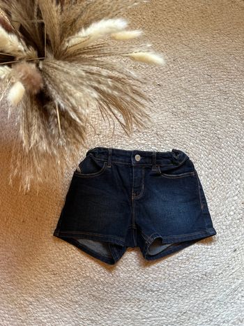 Short fille - taille 10ans