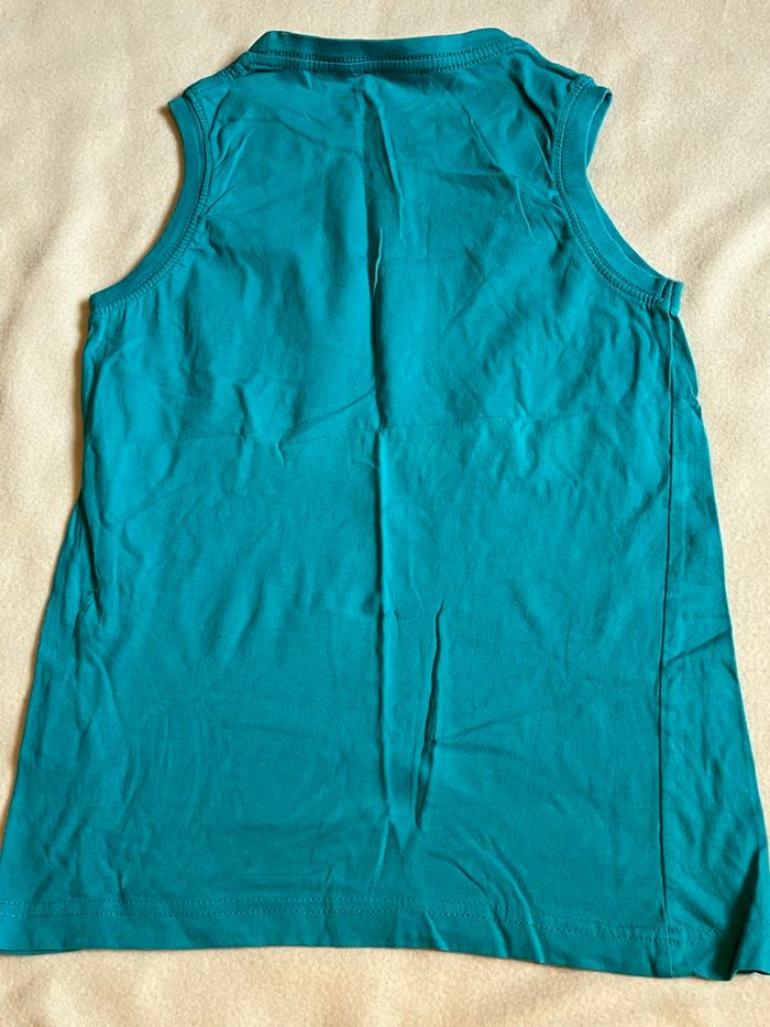 2 tee-shirts 12 ans - photo numéro 3