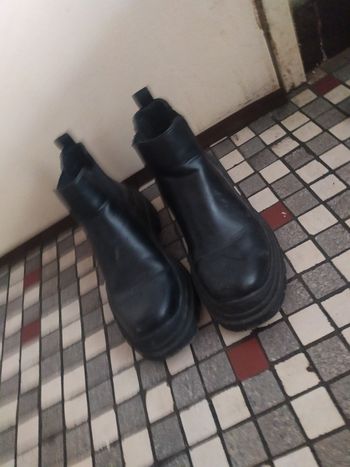Vends Bottine femme