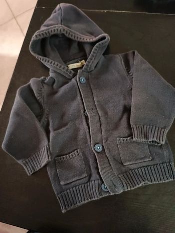 Gilet tape à l'oeil 23 mois