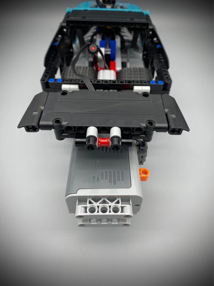 LEGO Technic 42050 - Le Véhicule Drasgter - Complet avec Notice et Moteur - photo numéro 5