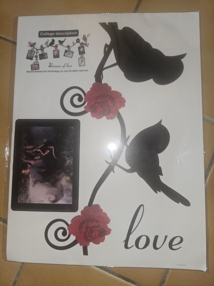 Stickers neuf - photo numéro 2