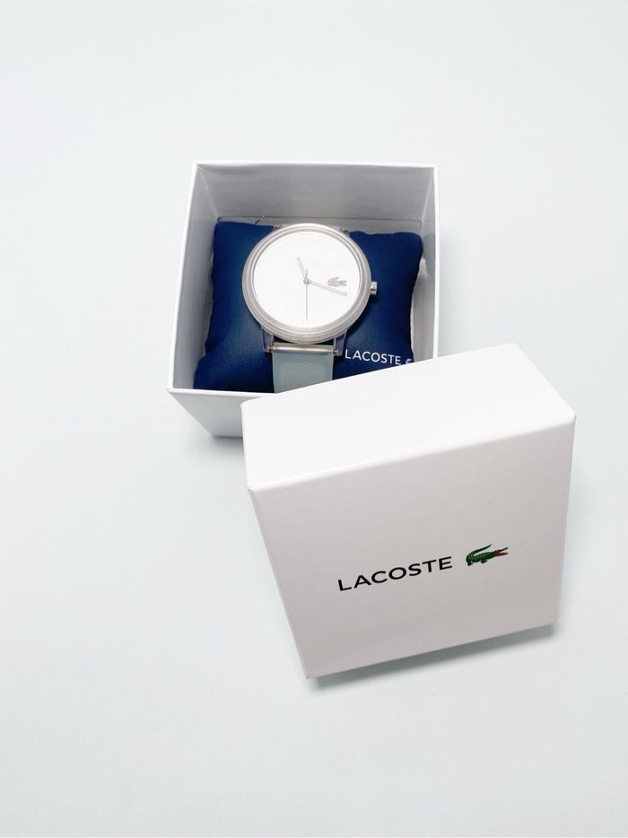 Montre Lacoste mixte – État neuf - photo numéro 3