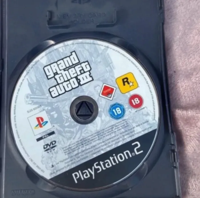 jeux PS2 GTA Liberty City bon état