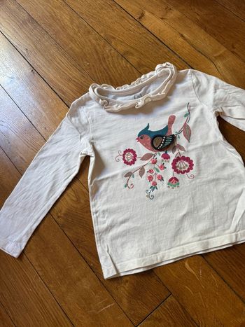 T-shirt manches longues C&A fille 3 ans très bon état
