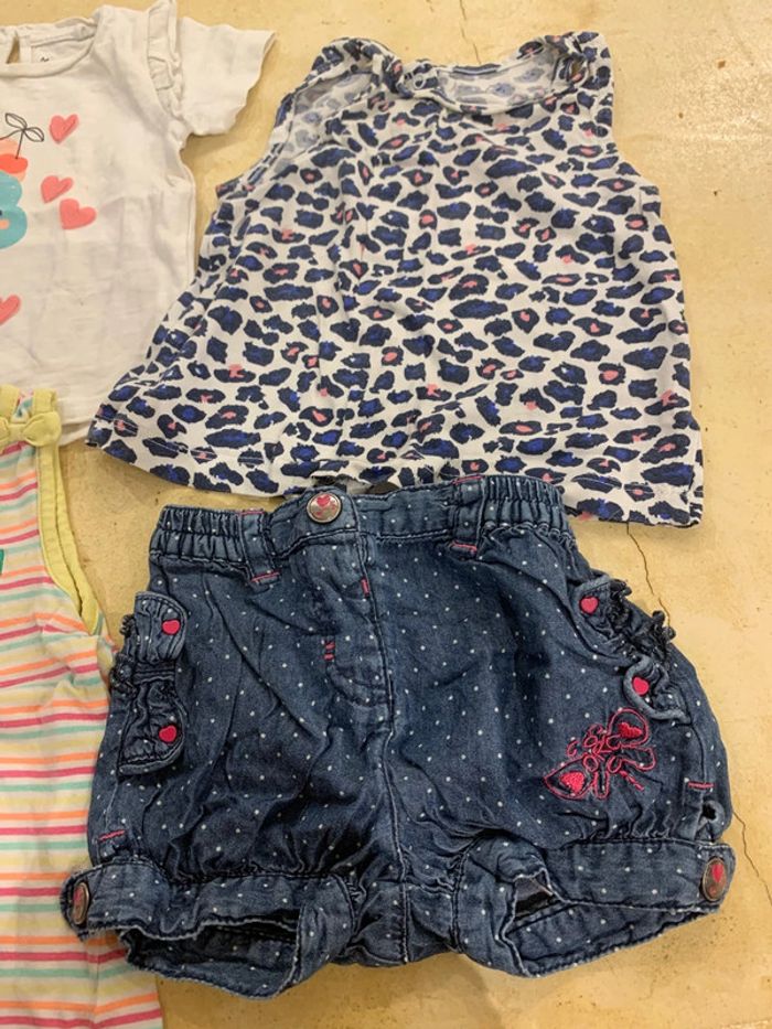Lot ensemble vêtements bébé fille 6 mois été - photo numéro 2