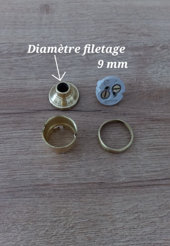 Douille B22 ancienne en laiton et céramique. - photo numéro 5