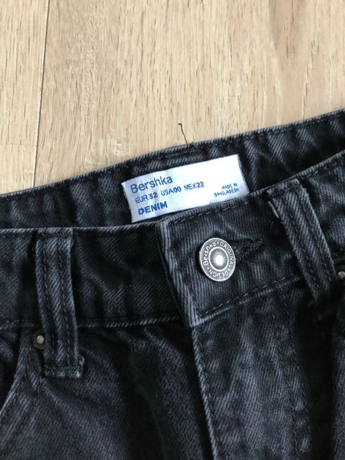 Mom jeans Bershka 32 - photo numéro 3