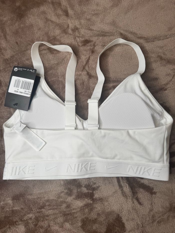 Brassière Nike blanche - photo numéro 3