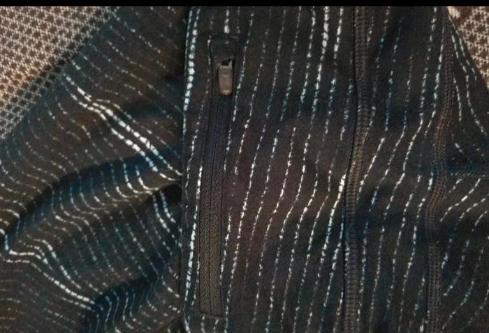 Legging court de sport Nike taille M - photo numéro 6