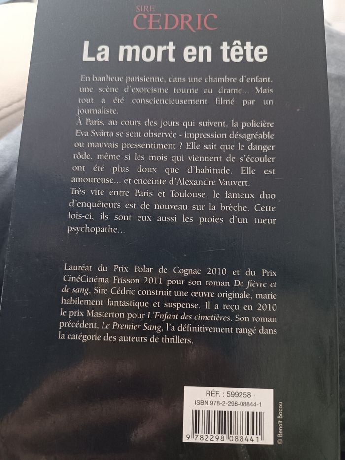 Je le vends car je les lu - photo numéro 2