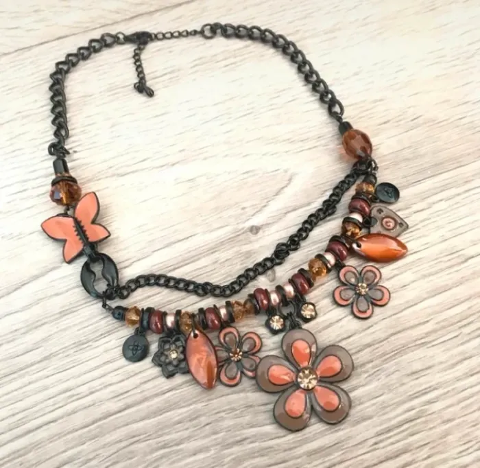Collier verre fleur artisanal