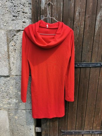 Robe rouge a manche longue