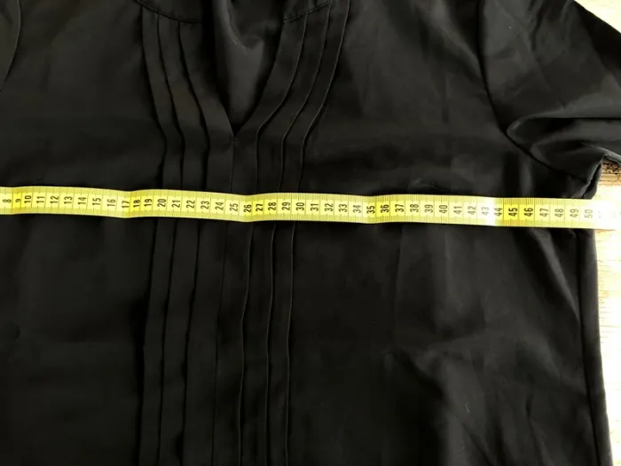 Blouse noire Estée Lauder - photo numéro 8