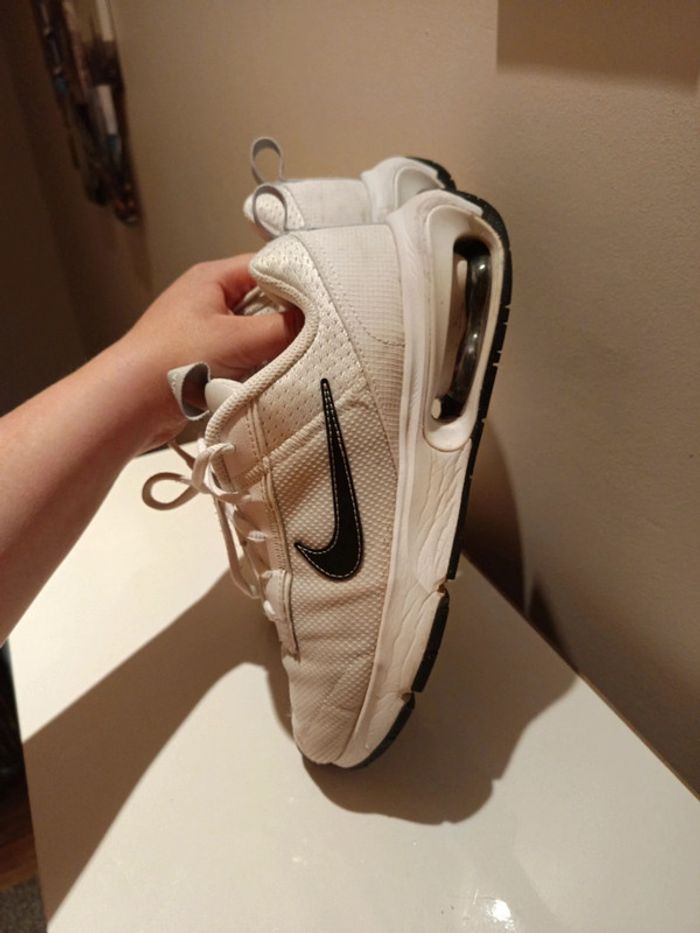 Magnifique paires de Nike air max taille 38,5 - photo numéro 12