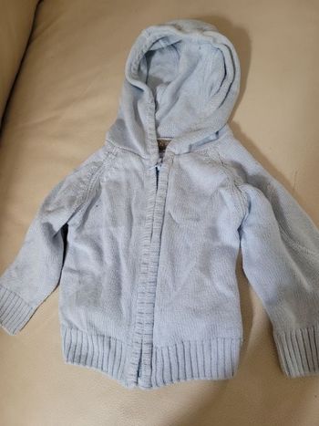 Gilet à capuche in extenso 1 mois