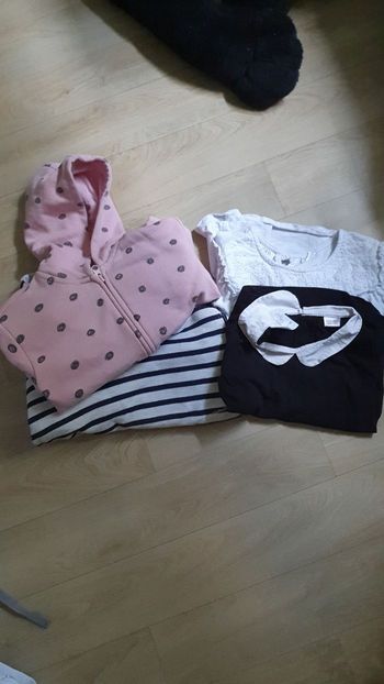 Lot de vêtements