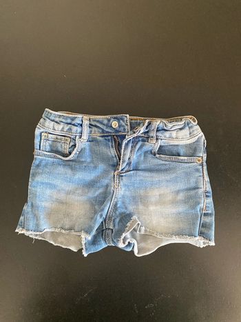 Short en jean taille 5 ans
