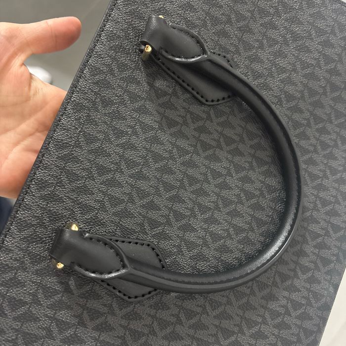 Sac bandoulière taille moyenne Michael Kors - photo numéro 4