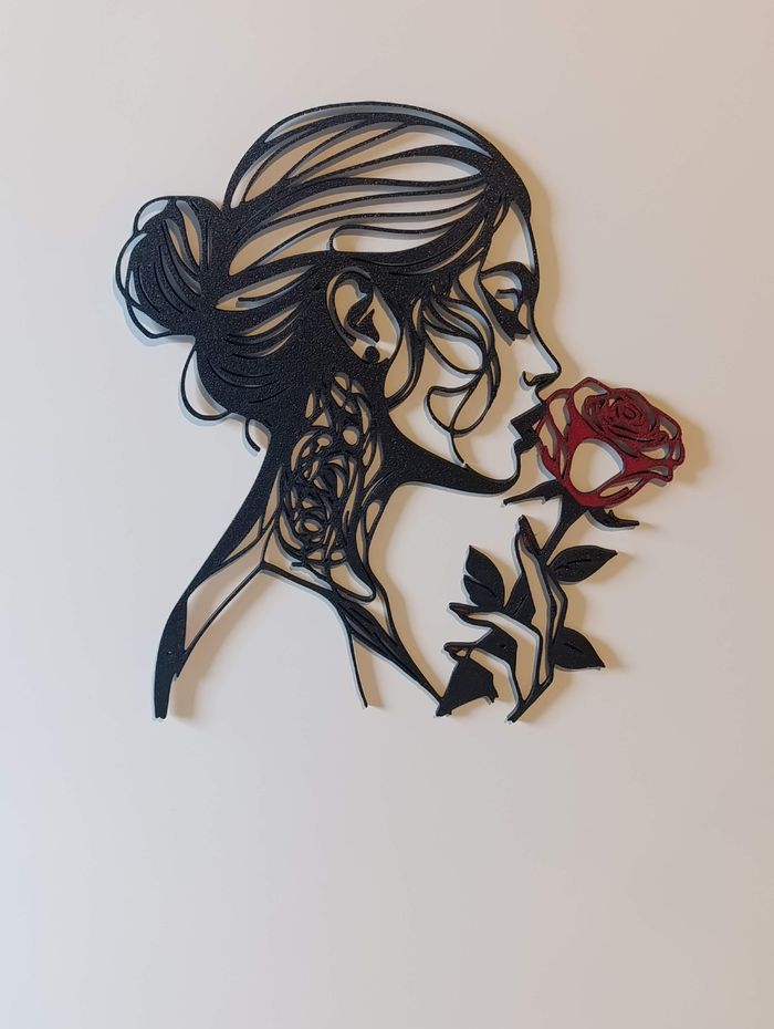 Décoration murale femme et rose wall art