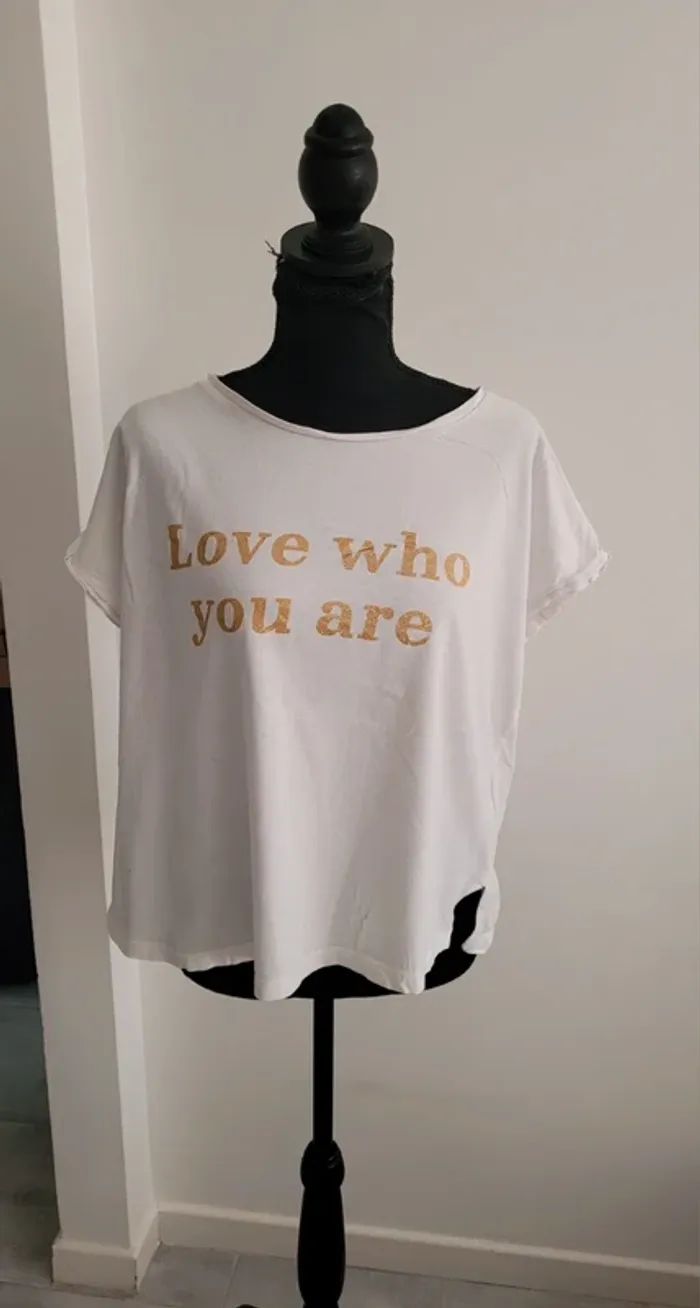 T-shirt Tex, taille 46/48.
