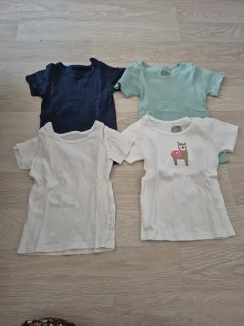 Lot maillots de corps