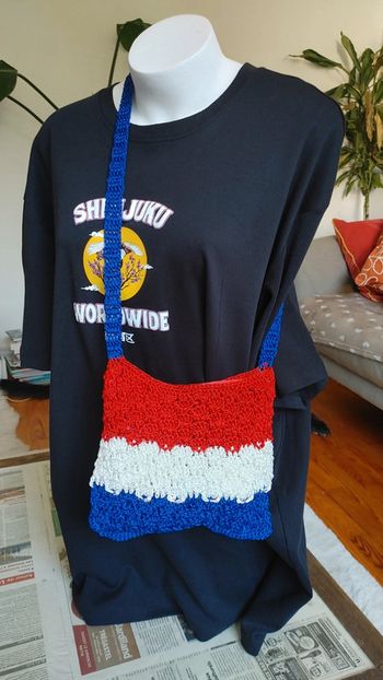 Sac en nylon bandoulière couleur de la France Bleu Blanc Rouge fermeture zip
